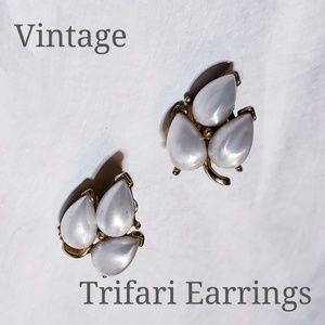 Vintage Signed Trifari Faux Pearl Clip on Earrings